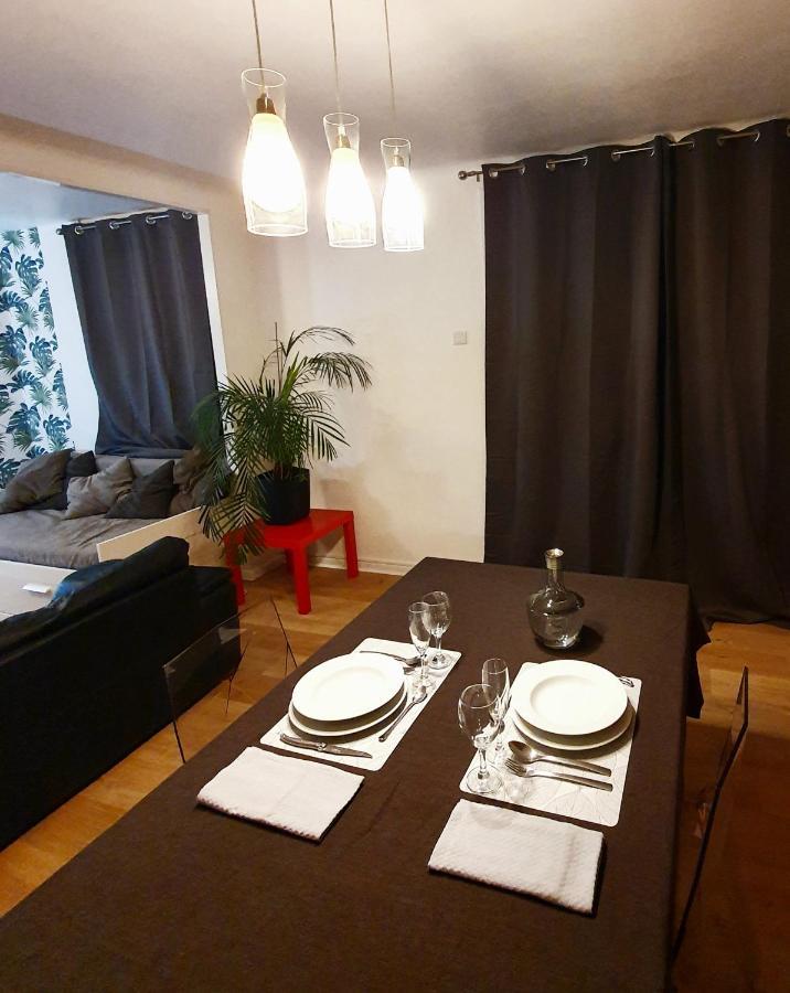 Maison Confortable, Terrasse Et Jardin A Amiens Exterior photo